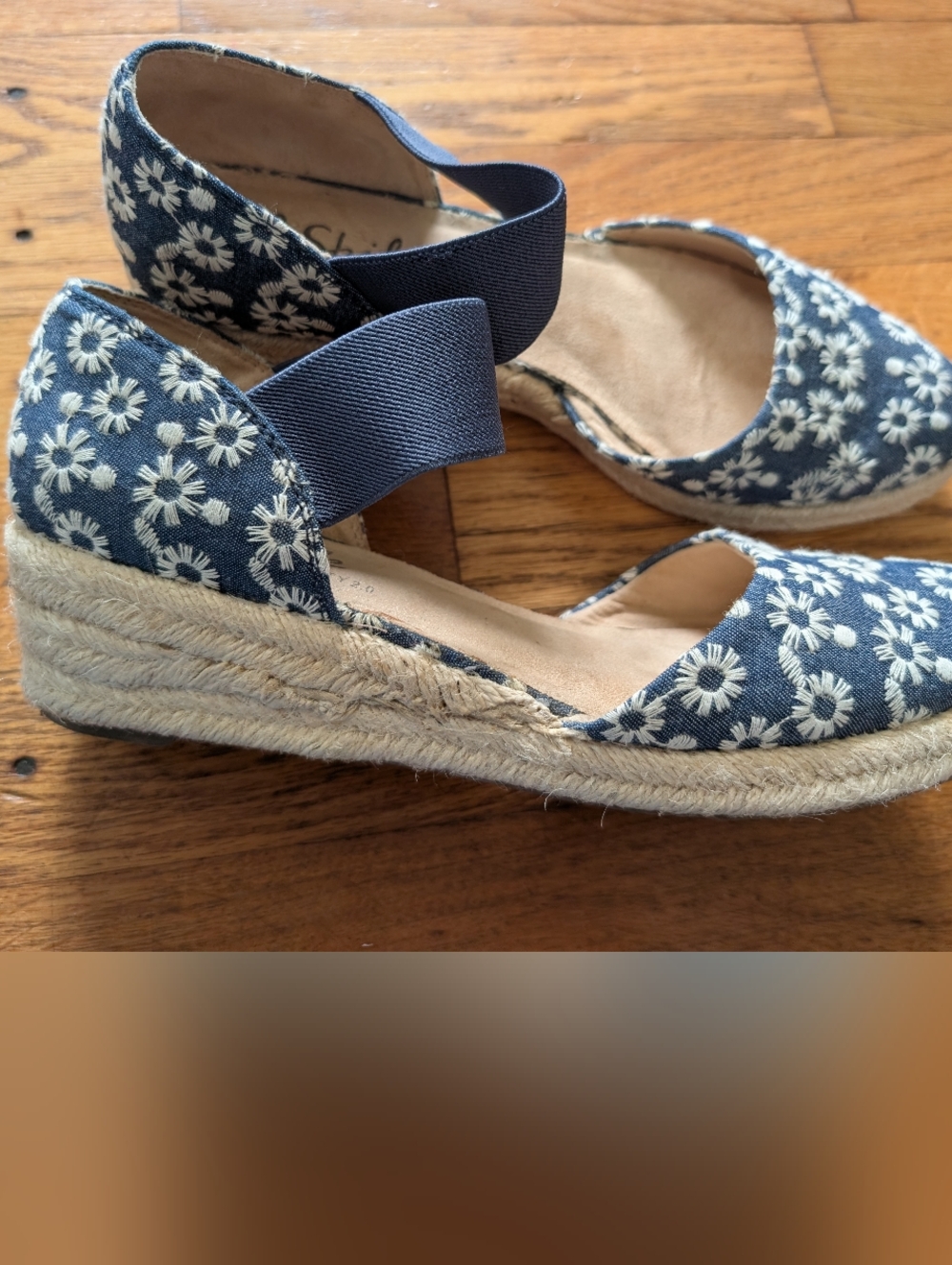 Life Stride Blue Espadrille w/ White Daisy Embroidery Wedge Sandals - Picture 2 of 7